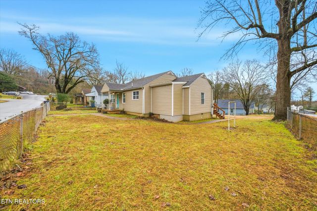 4603 Smelser Rd, Knoxville, TN 37920