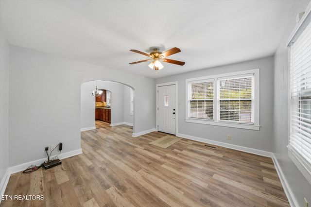 4603 Smelser Rd, Knoxville, TN 37920