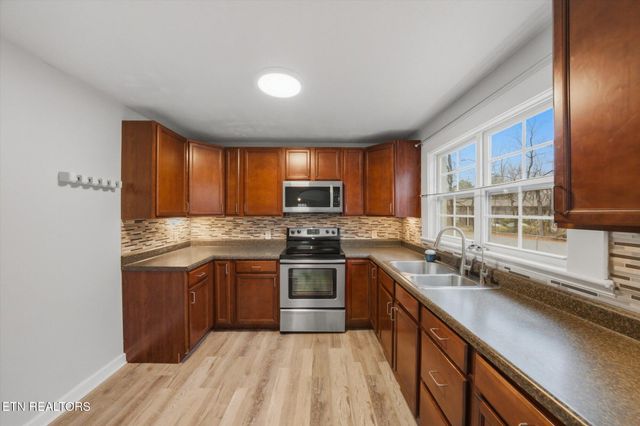 4603 Smelser Rd, Knoxville, TN 37920