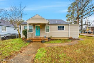 4603 Smelser Rd, Knoxville, TN 37920