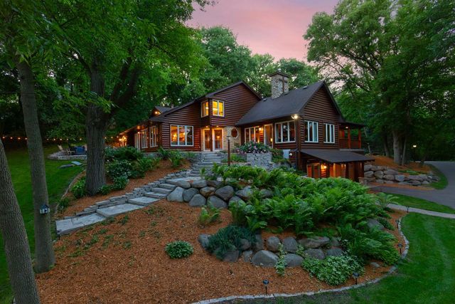 365 Pleasant View Road, Chanhassen, MN 55317
