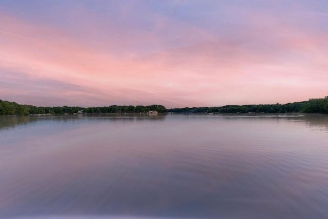 365 Pleasant View Road, Chanhassen, MN 55317