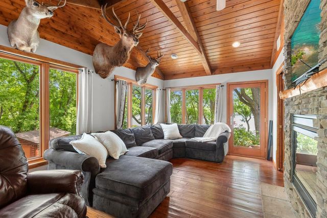 365 Pleasant View Road, Chanhassen, MN 55317