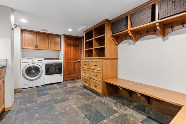 365 Pleasant View Road, Chanhassen, MN 55317