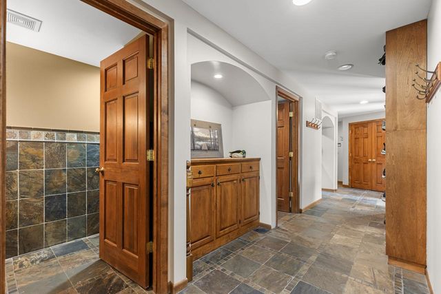 365 Pleasant View Road, Chanhassen, MN 55317