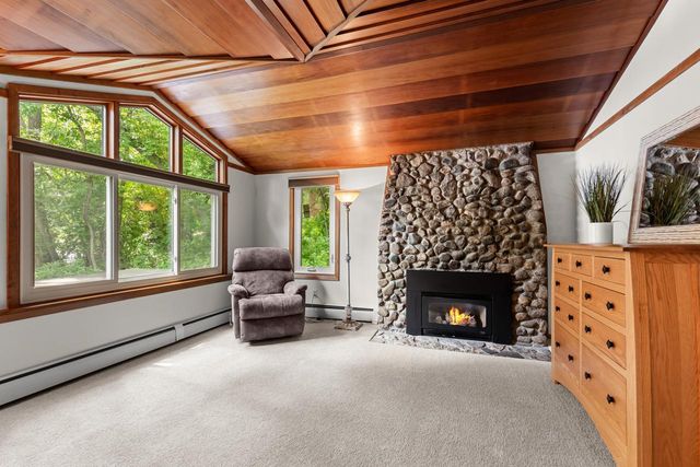 365 Pleasant View Road, Chanhassen, MN 55317