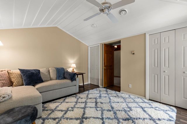 365 Pleasant View Road, Chanhassen, MN 55317