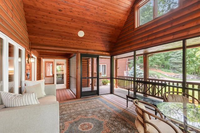 365 Pleasant View Road, Chanhassen, MN 55317