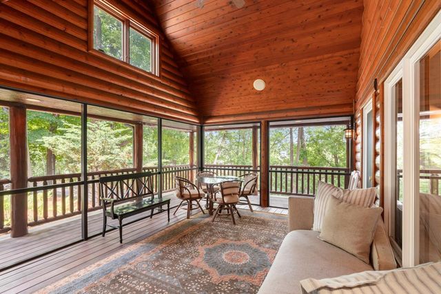 365 Pleasant View Road, Chanhassen, MN 55317