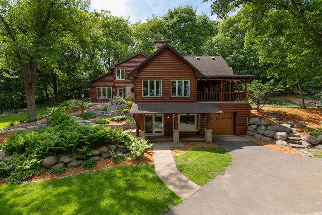 365 Pleasant View Road, Chanhassen, MN 55317