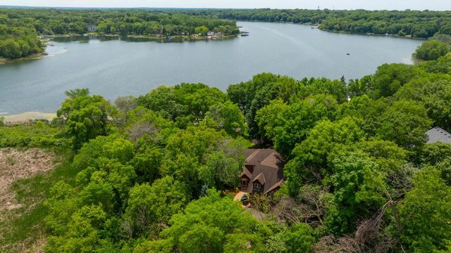 365 Pleasant View Road, Chanhassen, MN 55317