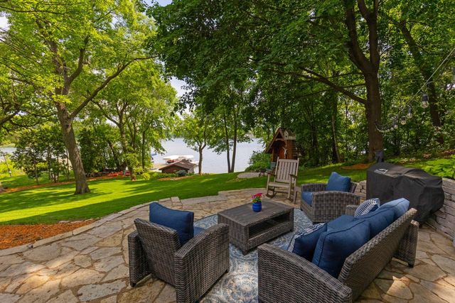 365 Pleasant View Road, Chanhassen, MN 55317