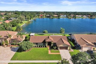 10425 SW 20th St, Davie, FL 33324