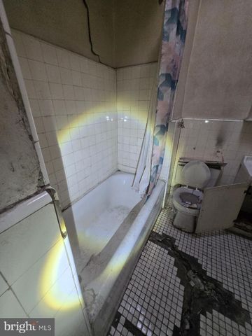 1026 W OLNEY AVE, Philadelphia, PA 19141