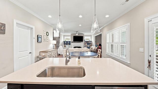 5463 Amber Grove Way, Hixson, TN 37343