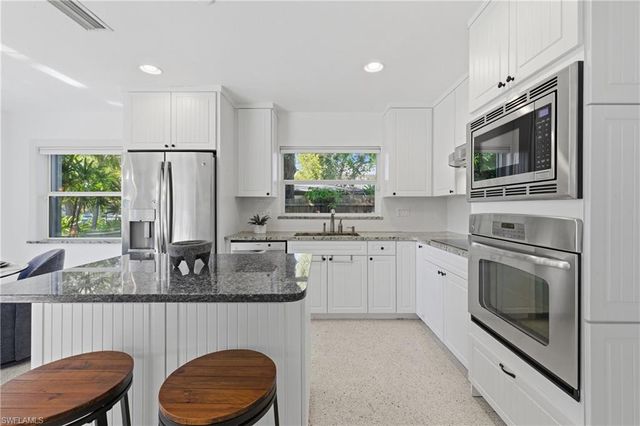 1150 Vesper DR, Fort Myers, FL 33901