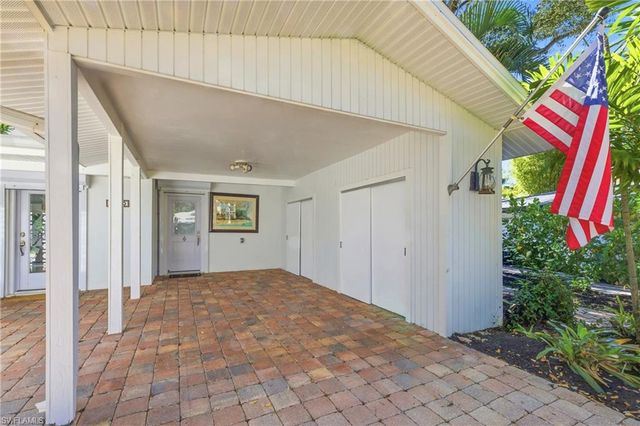 1150 Vesper DR, Fort Myers, FL 33901