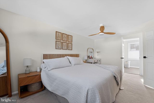 17215 VESTRY CT, Rockville, MD 20855