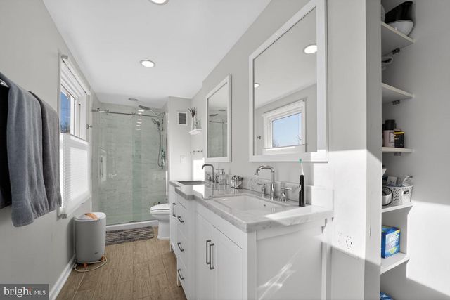 17215 VESTRY CT, Rockville, MD 20855