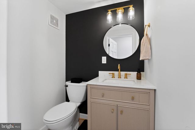 17215 VESTRY CT, Rockville, MD 20855