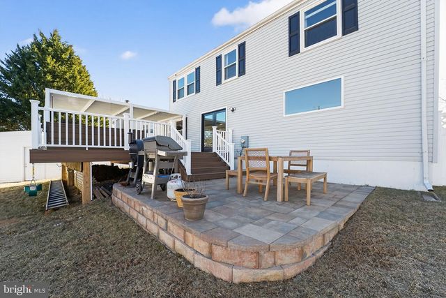 17215 VESTRY CT, Rockville, MD 20855