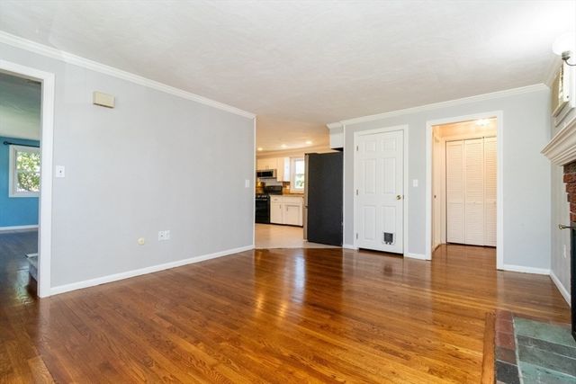 6 Dennis Rd, Milford, MA 01757