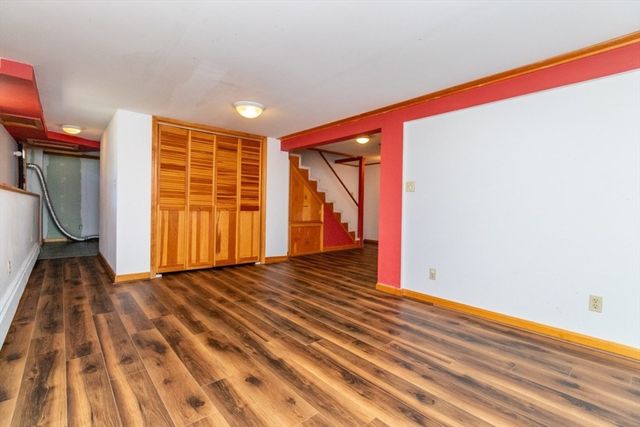 6 Dennis Rd, Milford, MA 01757