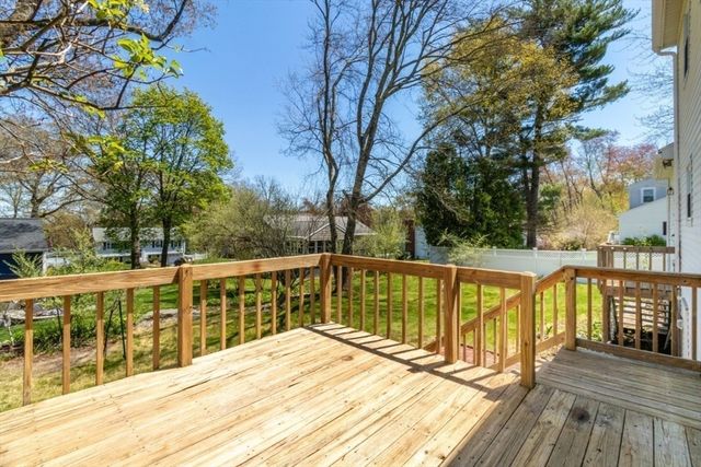 6 Dennis Rd, Milford, MA 01757