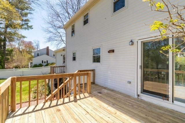 6 Dennis Rd, Milford, MA 01757