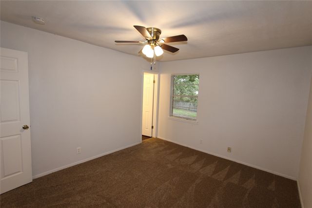 737 Holiday Drive, Sherman, TX 75090