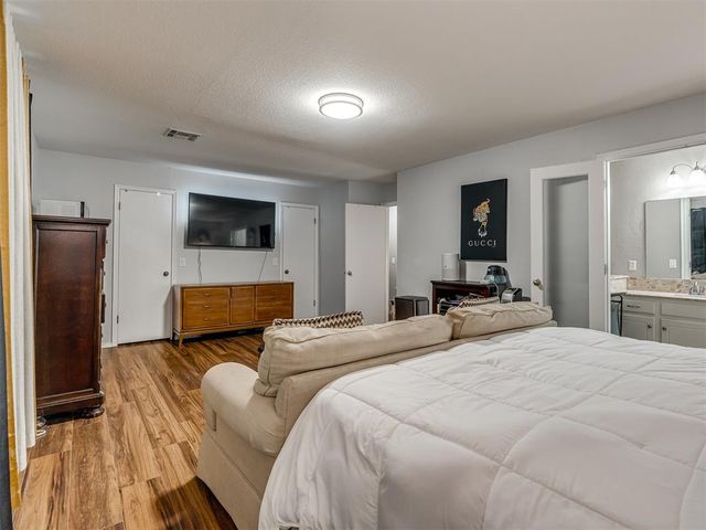 11720 Sundance Mountain Road, Oklahoma City, OK 73162