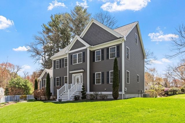 16-R Boutwell St, Wilmington, MA 01887