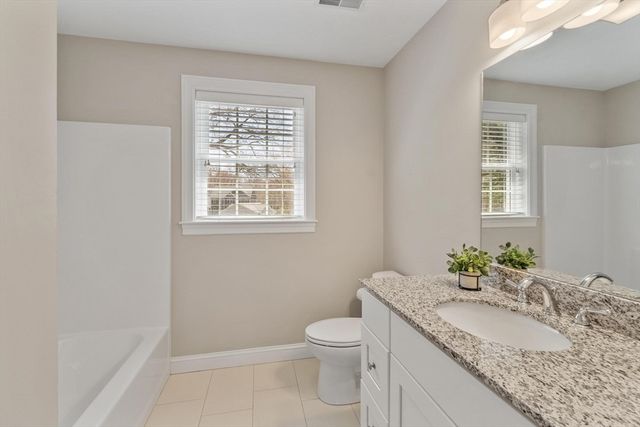 16-R Boutwell St, Wilmington, MA 01887
