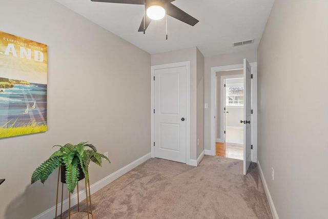 16-R Boutwell St, Wilmington, MA 01887