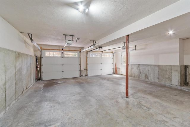 16-R Boutwell St, Wilmington, MA 01887
