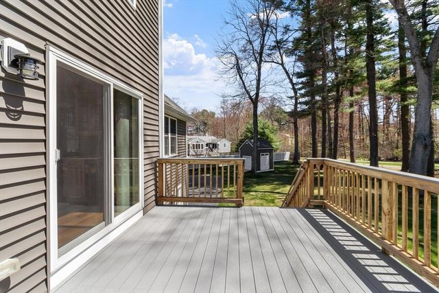 16-R Boutwell St, Wilmington, MA 01887