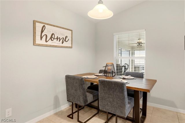 3516 SW 8th PL, Cape Coral, FL 33914