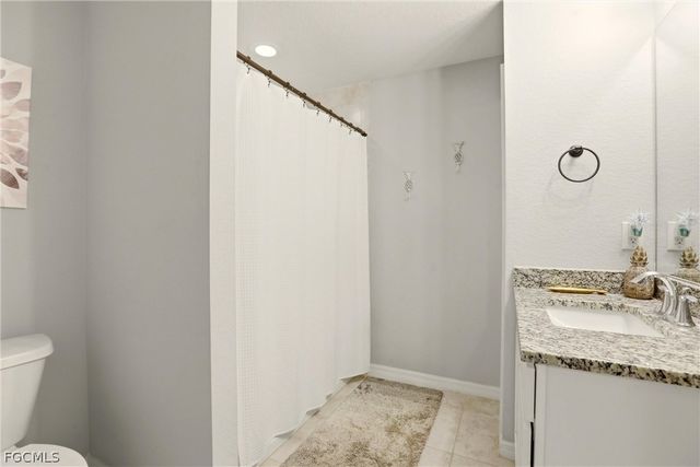 3516 SW 8th PL, Cape Coral, FL 33914