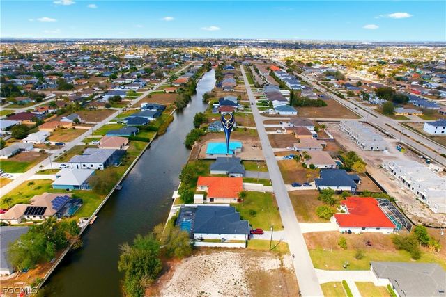 3516 SW 8th PL, Cape Coral, FL 33914