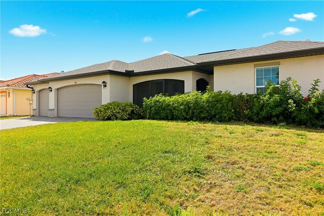 3516 SW 8th PL, Cape Coral, FL 33914
