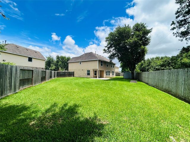 2306 Emerald Stone Court, Pearland, TX 77581