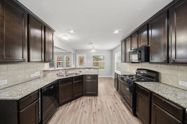 2306 Emerald Stone Court, Pearland, TX 77581