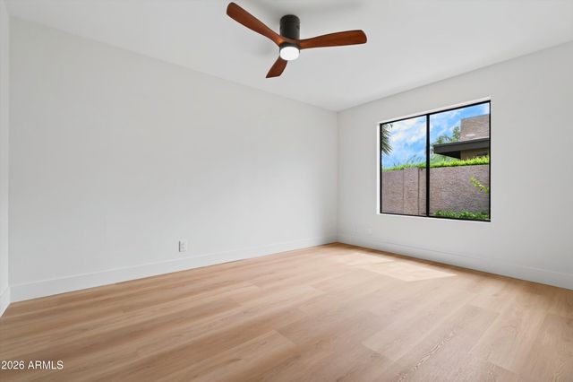 9493 E JENAN Drive, Scottsdale, AZ 85260