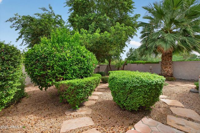 9493 E JENAN Drive, Scottsdale, AZ 85260