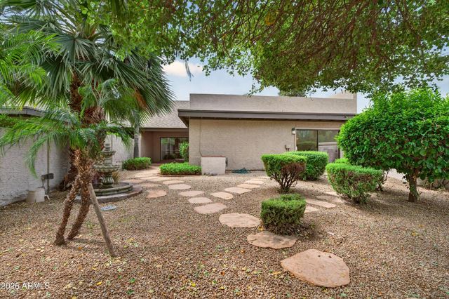9493 E JENAN Drive, Scottsdale, AZ 85260