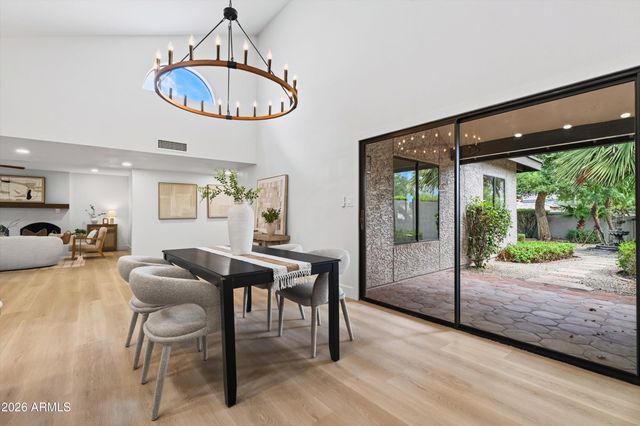 9493 E JENAN Drive, Scottsdale, AZ 85260