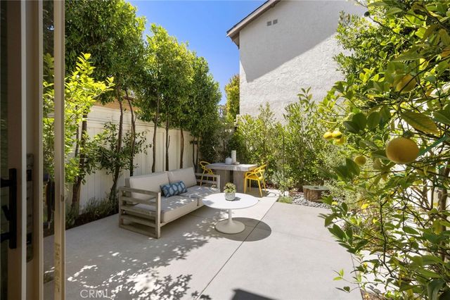 125 S Broadway 6, Redondo Beach, CA 90277