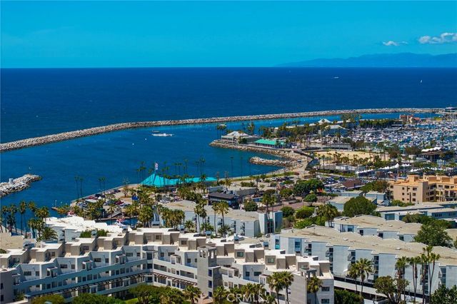 125 S Broadway 6, Redondo Beach, CA 90277