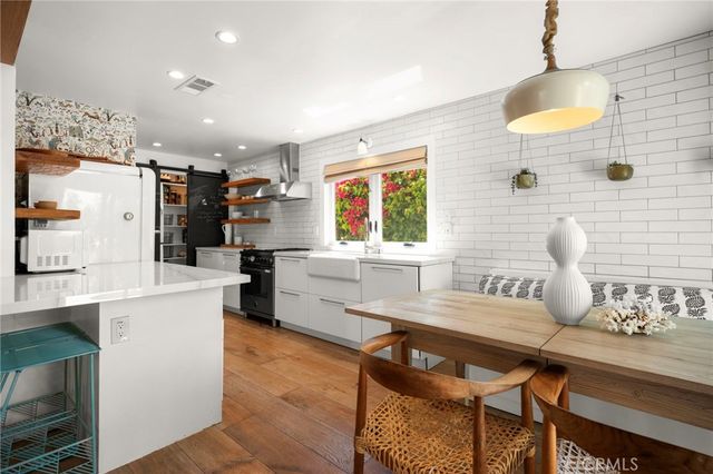 125 S Broadway 6, Redondo Beach, CA 90277