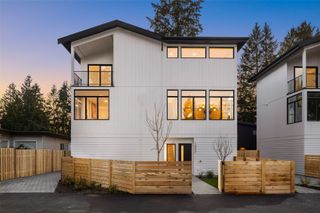 14037 Densmore Avenue N, Seattle, WA 98133